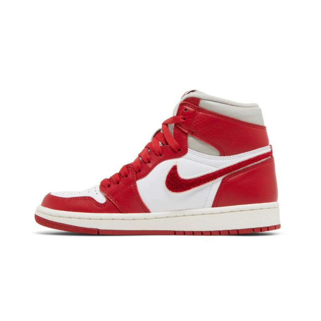 Air Jordan 1 Retro High OG - Varsity Red