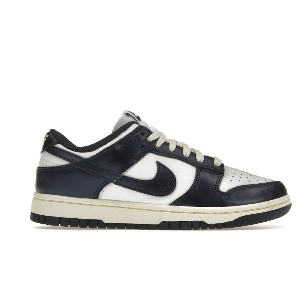 Nike Dunk Low - Vintage Navy (W)